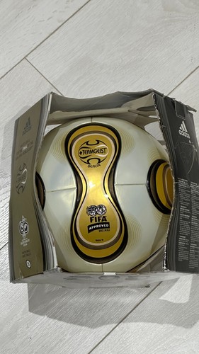 Adidas teamgeist world - world, cup