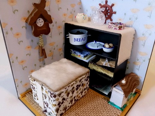 Miniature artisan borrower - miniature,