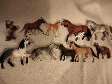 SCHLEICH HORSE BUNDLE CONSUSTING OF 9 FIGURES