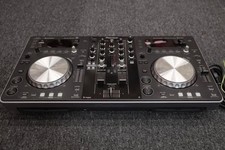 Pioneer XDJ-R1 ? All-in-One