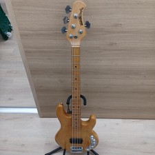 MUSICMAN STINGRAY Electric