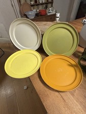Vintage Set 4 Medium Sized Tupperware Plastic Colourful Plates - Retro!