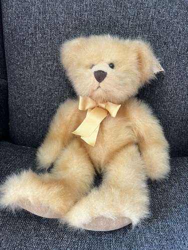 Collectable russ teddy bear - collectable,
