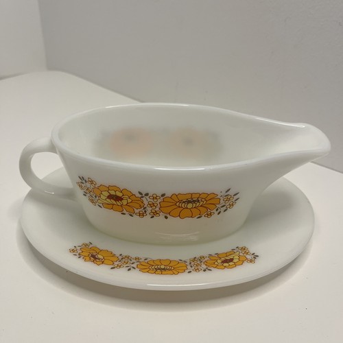 Jaj pyrex milk - milk, marigold