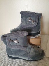 Brand New Pavers Grey Slipper
