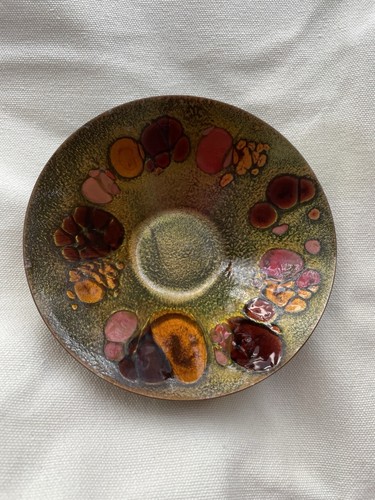 Signed canadian enamel - canadian,