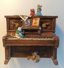 1993 Enesco Pennywhistle Lane