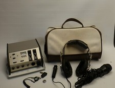 Peters AP101A Speechmaster Audiometer Vintage 1970s Audiometry Machine Set Up