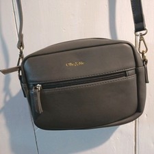 Ollie & Nic Gigi Crossbody Bag