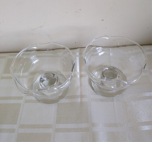 Two wavy edge - two,