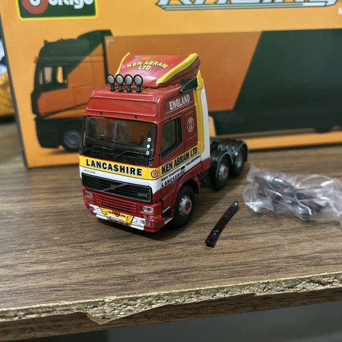 Corgi modern truck volvo - corgi, fh