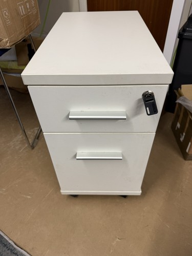 White wooden lockable - lockable, 2