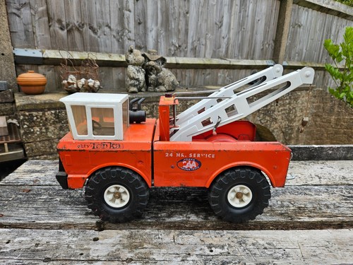 Tonka mighty wrecker tow truck - wrecker,