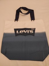 LEVIS Canvas Shoulder Bag Size