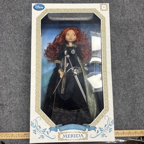 Disney store limited edition - disney,
