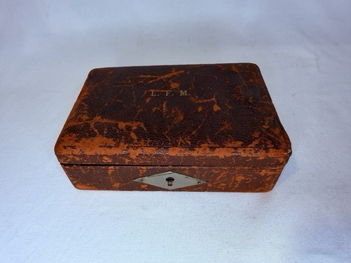 Vintage valet box - vintage,