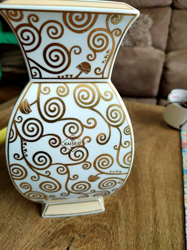 Kaiser germany porcelain vase - germany,
