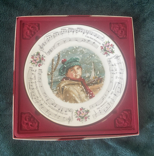 Royal doulton christmas carols - doulton,