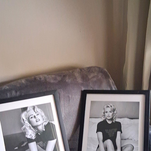 Marilyn monroe framed black - monroe, 2x