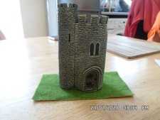 Model Railway scenery 00 Gauge normoyle folly  colour mottled ruins