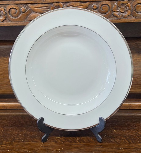 Wedgwood sterling bone china - sterling,