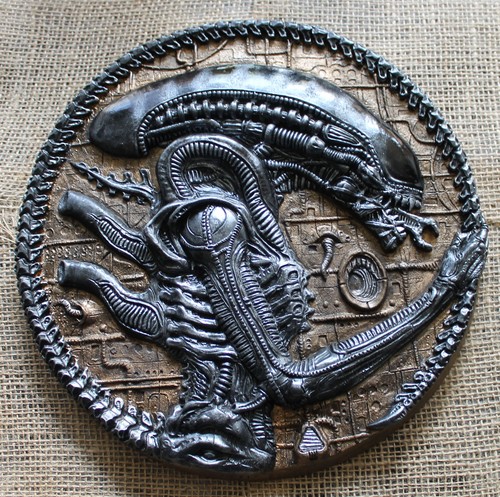 Alien xenomorph wall plaque - xenomorph,