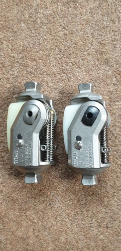Otto bock 3r33 prosthetic - otto,