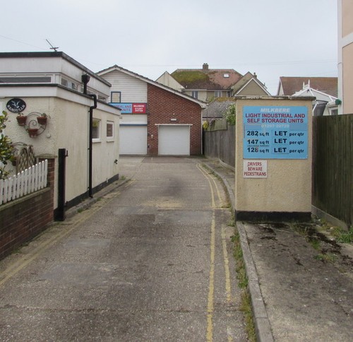 Photo 6x4 entrance milkbere - entrance, to
