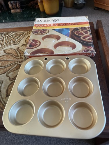 Vintage prestige cup bun pan - bun,