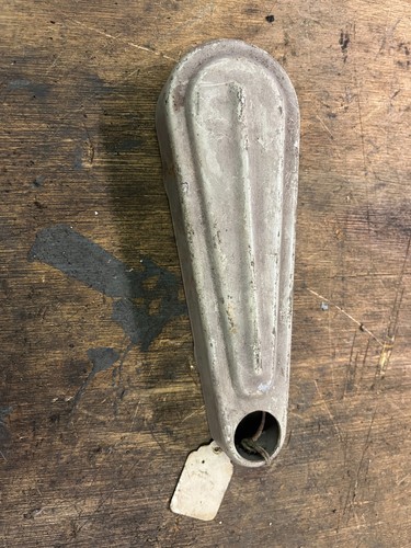 Vespa wheel hub - hub, cover/early