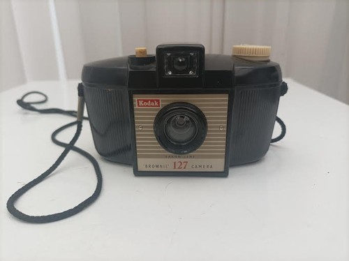 Vintage kodak brownie - kodak,