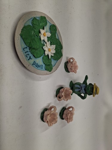 Vintage resin miniature lilly - vintage,
