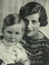 Lady Somerleyton Bridget Hoare Richard Nicholas Crossley 1937 Photo Article 7289