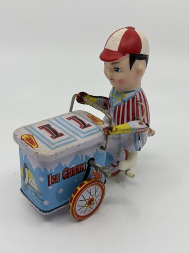 Vintage ice cream vendor - cream, cart