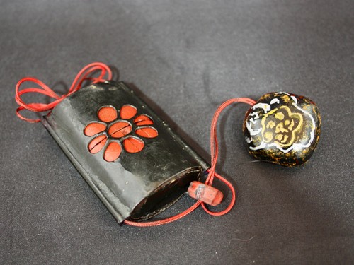 Era wooden inro manju netsuke - wooden,
