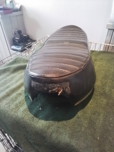 Triumph t150 seat - triumph,
