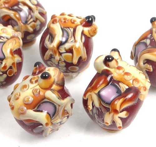 Handmade lampwork frog - 4,