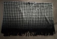 Marks And Spencer Ladies Shawl/Wrap Dogtooth Pattern One Size Black And White