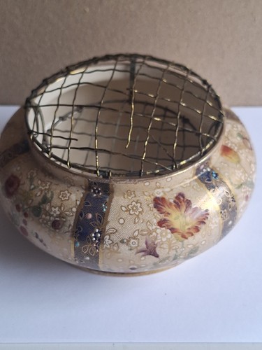 Carltonware rose bowl - bowl., pb90
