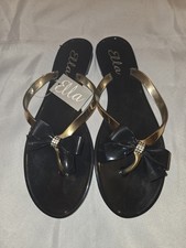 ELLA FLIP FLOPS BLACK AND GOLD BOW DETAIL SIZE 6/6.5 (40/41)