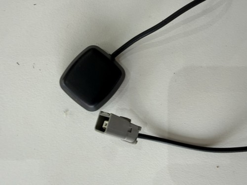 Magnetic gps antenna for car - for,