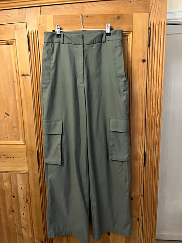 Reserved women green - reserved, high
