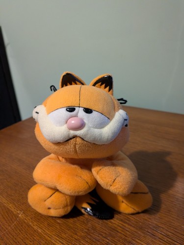 Garfield the cat plush soft - garfield,