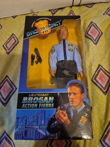 Space precinct lieutenant - precinct,