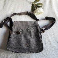  Troop London Classic Canvas