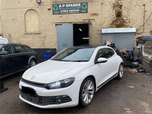 Breaking scirocco 2010 - vw,