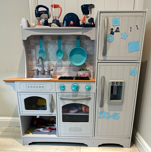 Kidkraft wooden play - kidkraft,