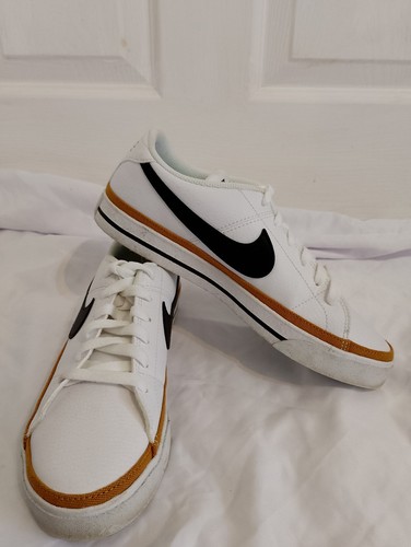 Nike lowtop style trainers uk6 - lowtop,