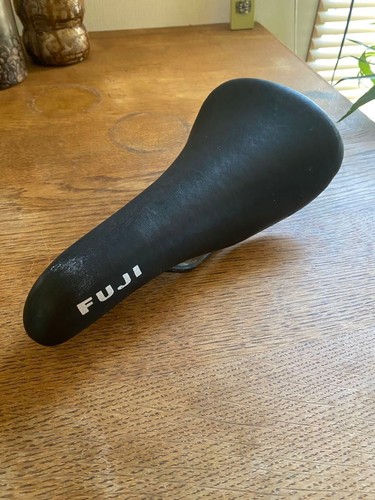 Fuji feather saddle genuine - feather,