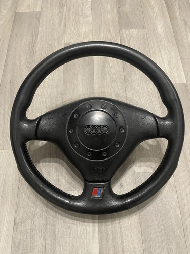 Audi rs2 steering wheel - 80,